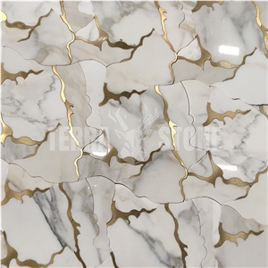 Calacatta Gold Marble Irregular Brass Waterjet Mosaic Tile