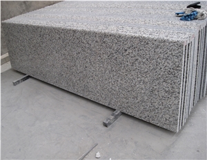 China Juparana Grey Granite Stone Kitchen Island Countertop