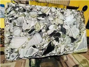 Chinese Cold Jade Ice Green Marble Quarry Owner Big Slabs