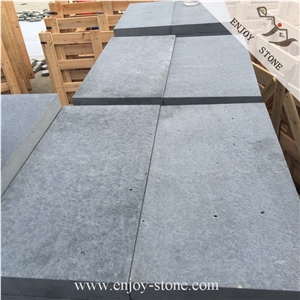 China Black Basalt/Flamed/Tiles/Slabs/Flooring/Walling