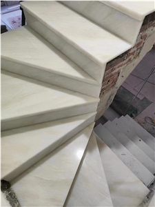 Milan White Jade Onyx Yellow Nice Scale Luxury Stair Tiles