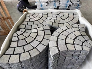 China Cheap Grey Granite Cobble Stone Mesh Back