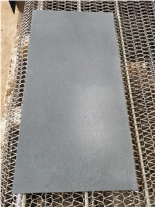 Hot Tumbled Black Basalt Lava Stone Tiles 10Mm