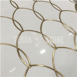 Water Jet Marble Mosaic White Thassos With Brass Wall Tile