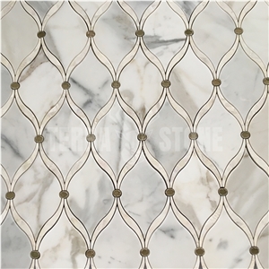 Waterjet Mosaic Calacatta Gold Marble With Pearl Shell