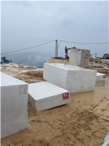 Vietnam White Marble Blocks- Fine And Medium Grains