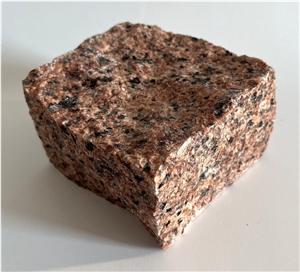 Maple Red Granite Split Cube Stone, Cobble Stone