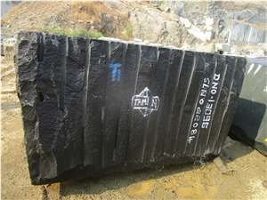 G20 Dark Bengal Black Granite Rough Blocks