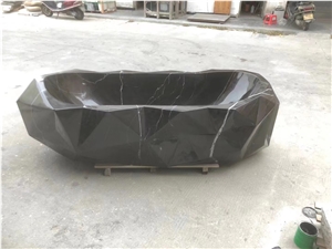 Black And White Marble Bathroom Bathtub With Special Design