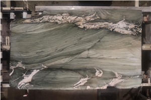 Crystal Del Mare Quartzite Slabs