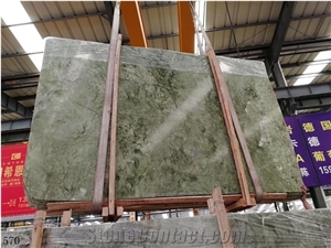 China Dandong Green Big Size Slabs For Interior Design