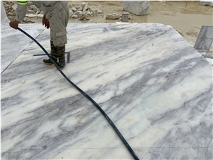 Carrara Marble Slabs In Bundled With Special Veins