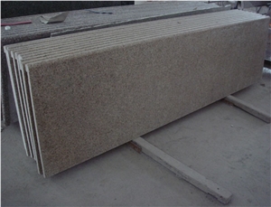 Chinese G682 Granite On Stock With High Quality