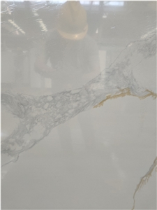 White Calacatta Quartz Stone With Grey And Gold Veins