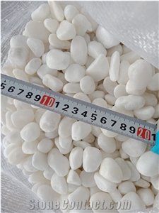 White Pebbles Limestone Chip Form