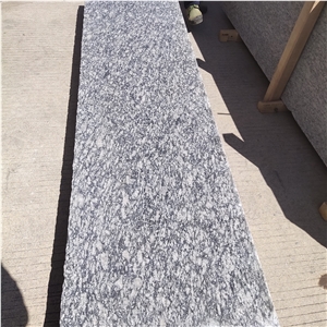 Spray White Granite Polished Granite Tiles