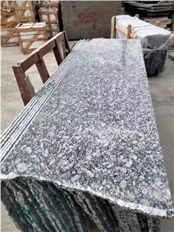 Spray White Granite Slabs For Interior And Exterior Design