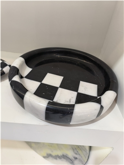 Customized Hand Carved Black And White Marble  Ashtray