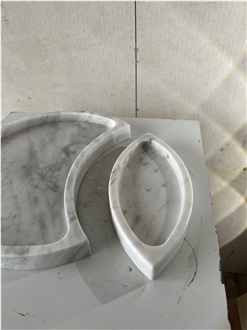 Round Carrara Fancy White Marble Decor Shower Tray