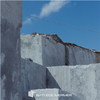Ceppo Grey Marble Quarry