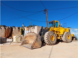 Moca Cream Limestone Covao Grande, Mendiga Quarry
