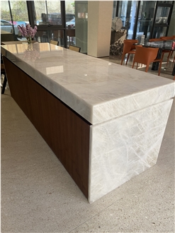 Cristallo White Quartzite Ktichen Island Top