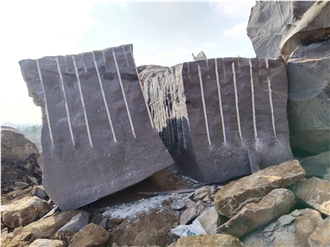 Asian Top Brown Granite Quarry