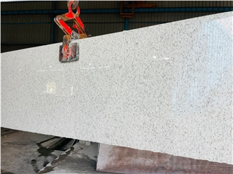 Colonial White Granite Cuttersize Slabs
