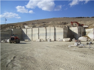 Moca Grey Limestone- Grey Sunta Limestone Quarry