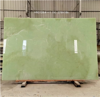 The Application Of Pure Jade Green Onyx Slabs In Decoration