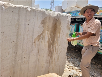 Beige Travertine Raw Blocks