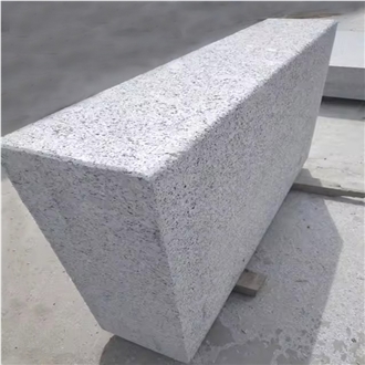 Beveled Granite Road Kerbs Chamfering And Interlock Curbs