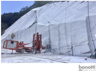 Bianco Altissimo Marble Quarry
