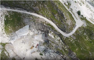 Fantastico Arni Marble Quarry