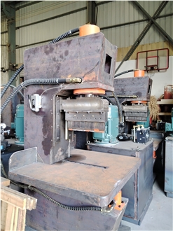 Stone Splitting Machine