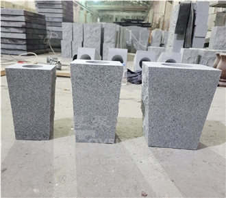 Wholesale Granite Tapered Monumental Vase For Grave