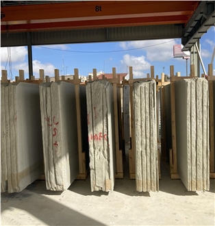 Azul Bateig Limestone Quarry