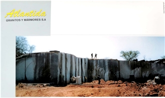 Angola Labrador Black Silver Granite Quarry