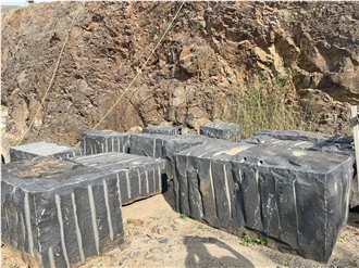 Indian Absolute Black Granite Blocks