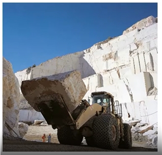 Crema Marfil Marble Quarry