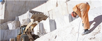 Crema Marfil Marble Quarry