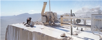 Crema Marfil Marble Quarry