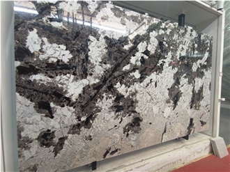 Delicatus White Granite Slab