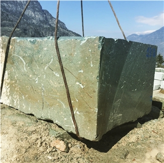 Verde Salvan Gneiss Blocks