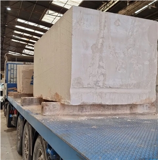 Moca Medium Grain Limestone Blocks