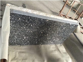 Beautiful Silver Pearl Granite Slabs