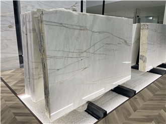 Calacatta Reclusa Marble Slabs