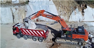Pietra Verde Lavenche Quarry