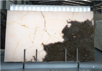 Natural Pink Onyx 2 Cm Slabs