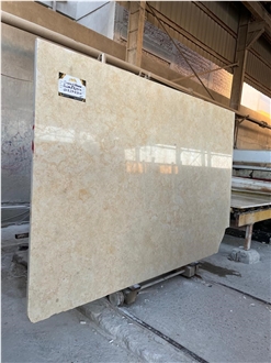 Sunny Menia Polished Marble Slabs